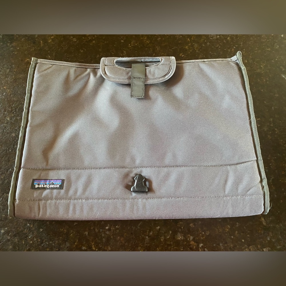 Patagonia laptop or tablet protective sleeve